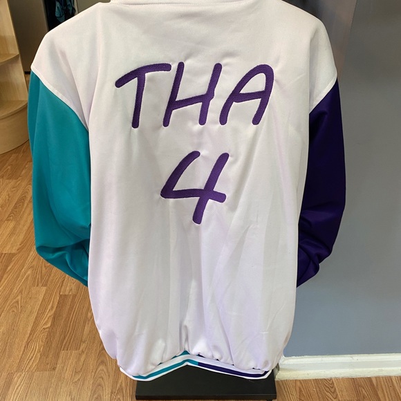 Tha 4 Bombers - Picture 9 of 10